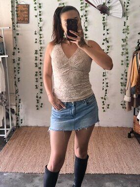 Y2K tan lace v neck Rampage tank top size medium